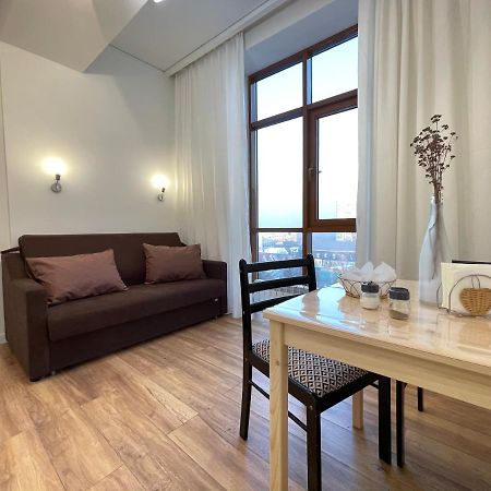 Mini Cozy Corner #1 Apartment Almaty Luaran gambar